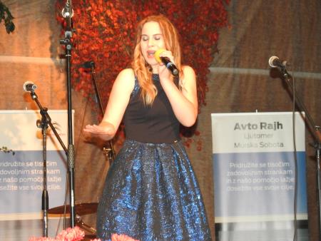 Valentinov glasbeno-humoristični koncert Franca Gorze z gosti 114